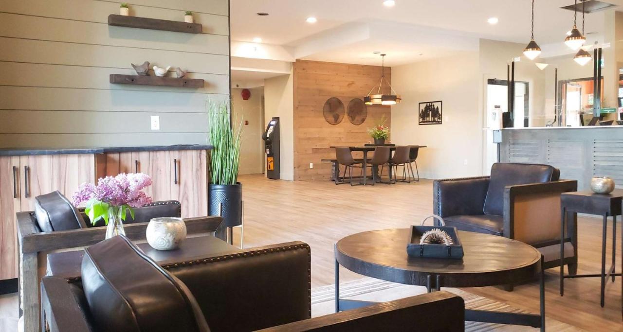 Prestige Hudson Bay Lodge Premier Collection Smithers Exterior foto