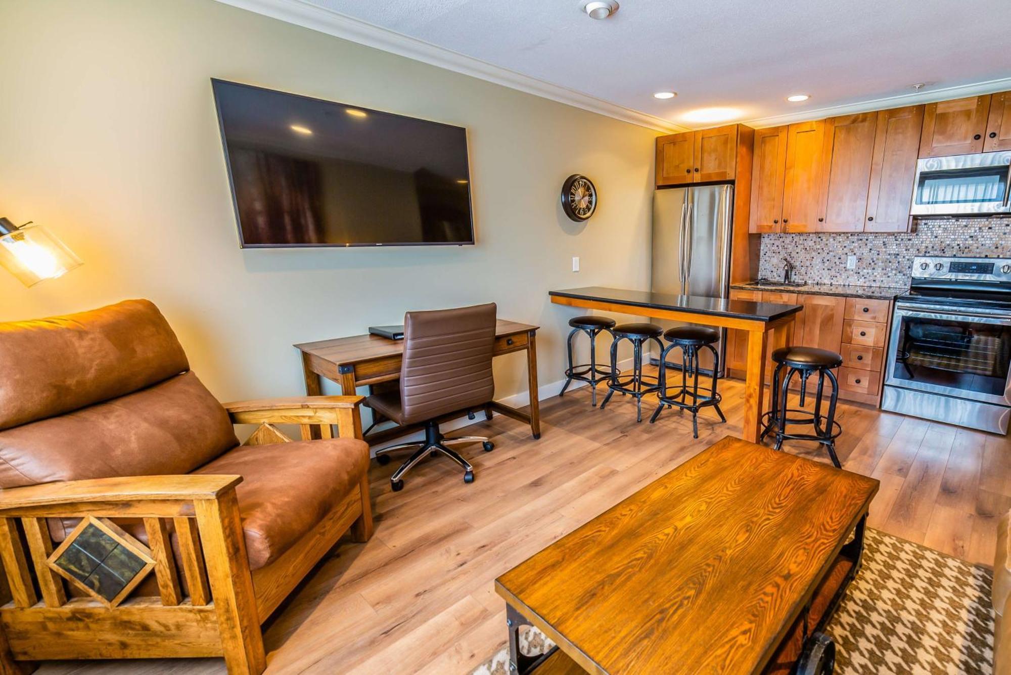 Prestige Hudson Bay Lodge Premier Collection Smithers Exterior foto